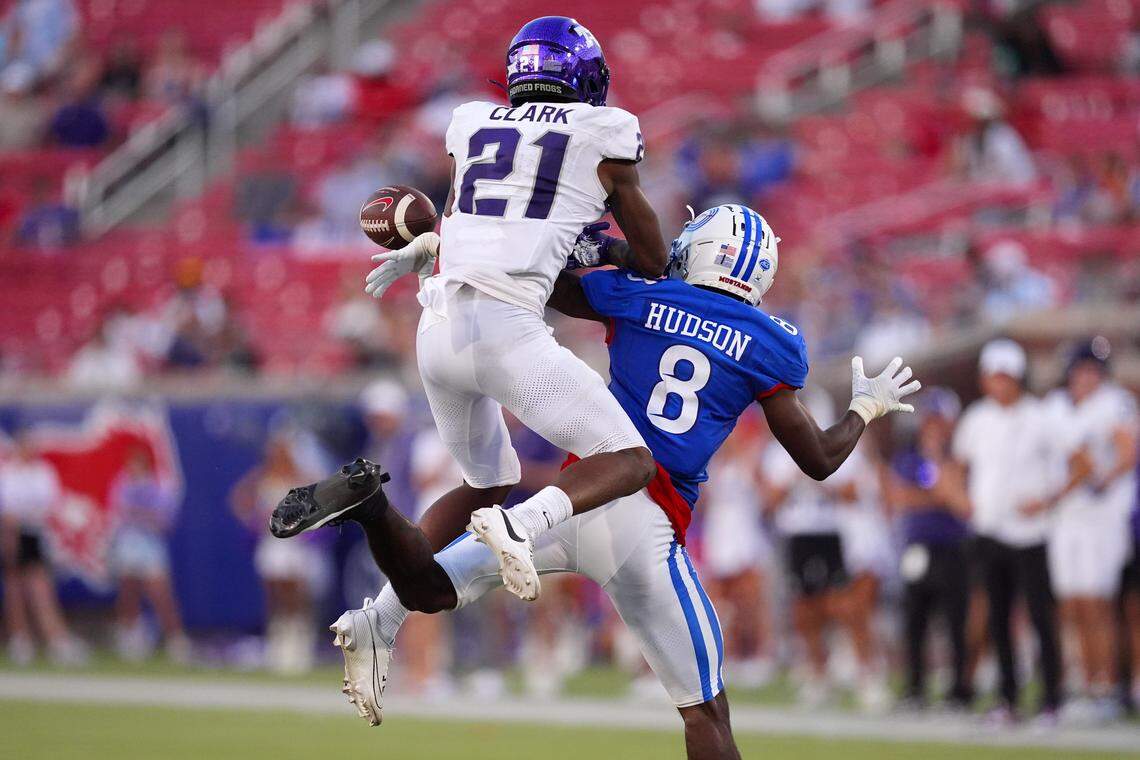 DALLAS, TEXAS - SEPTEMBER 21: Bud Clark #21 of the TCU Horned Frogs breaks up a pass intended for Jordan Hudson #8 of the Southern Methodist Mustangs during the second half at Gerald J. Ford Stadium on September 21, 2024 in Dallas, Texas. (Photo by Sam Hodde/Getty Images)