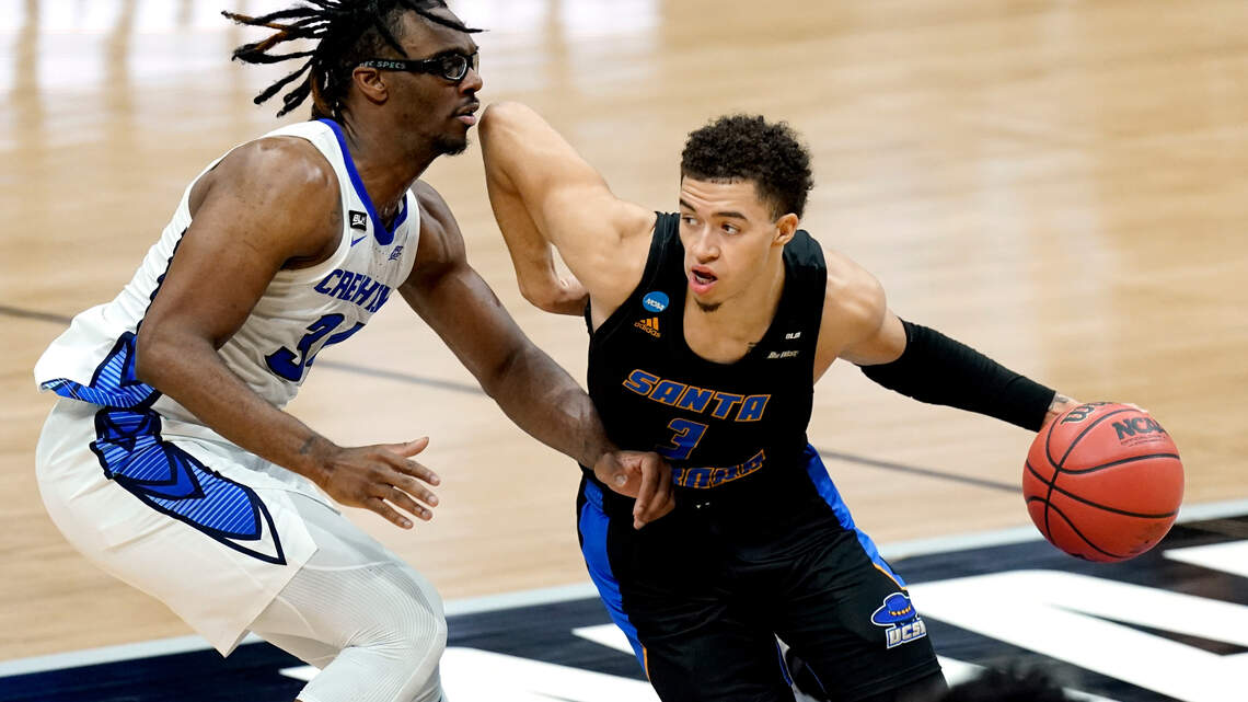 UC Santa Barbara guard JaQuori McLaughlin, a Peninsula product, declares for NBA Draft