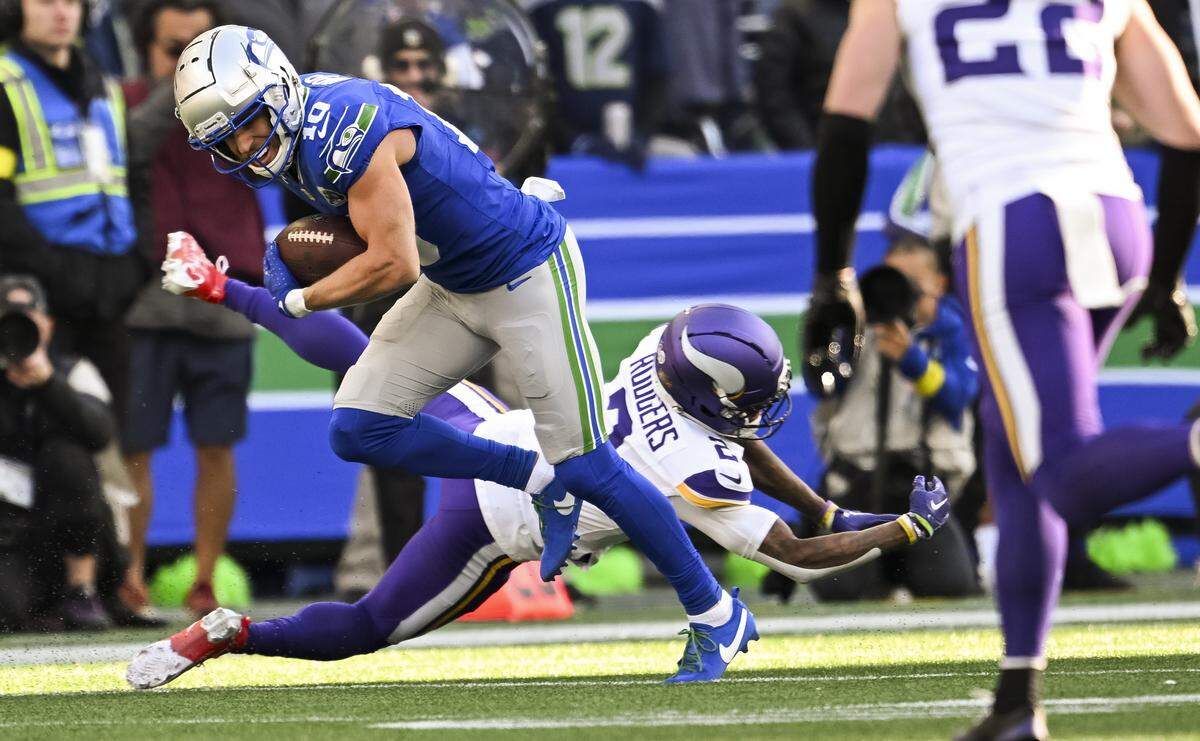 Seattle Seahawks wide receiver Cooper Kupp (10) picks up yards after catch during the first quarter of the game against the Minnesota Vikings at Lumen Field, on Sunday, Nov. 30, 2025, in Seattle.