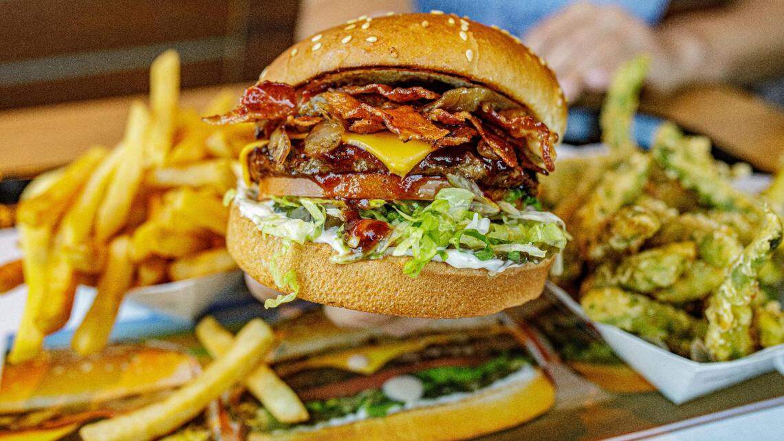California-based fast food chain has best burgers in US. Hint: It’s not In-N-Out