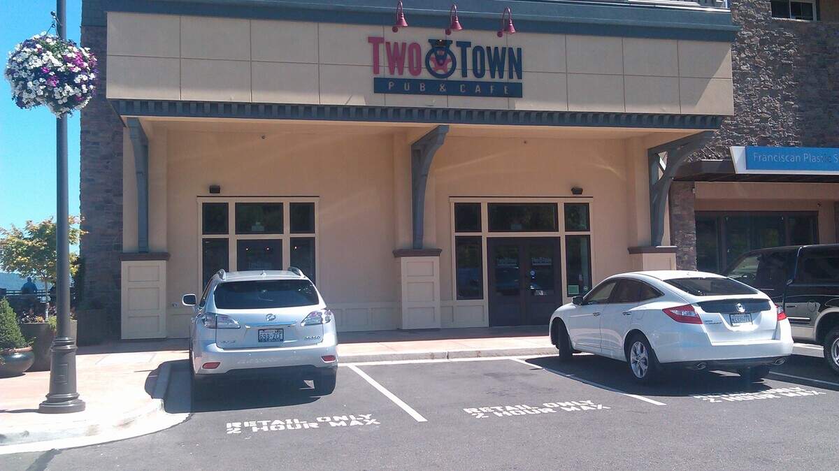 Two Town Pub and Cafe opened in 2014 at Point Ruston.
