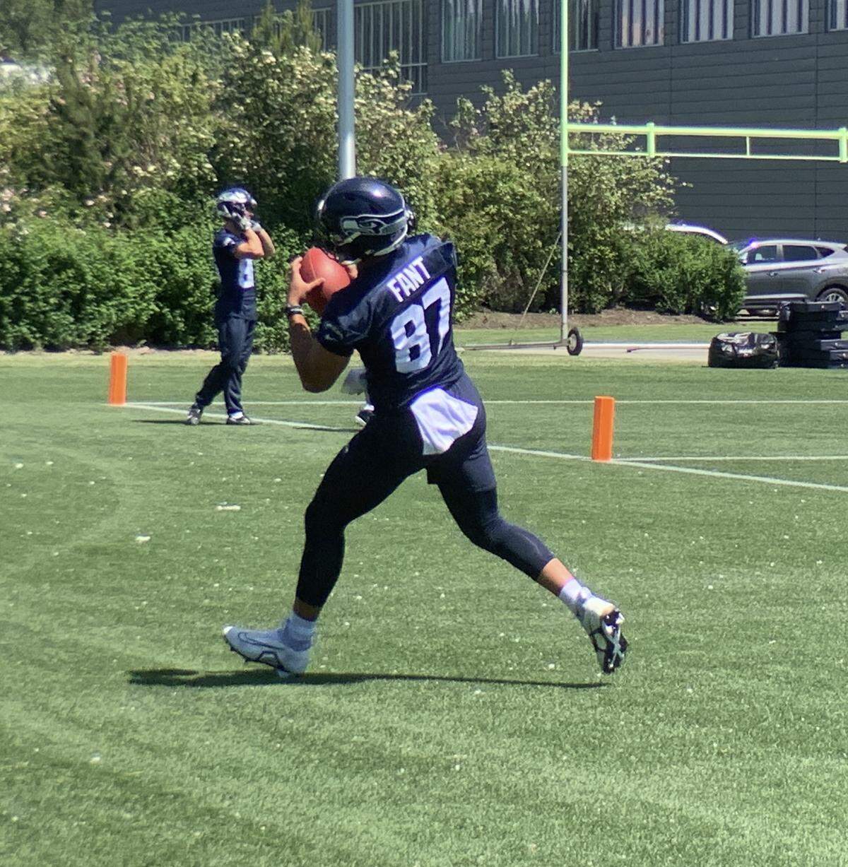 New tight end Noah Fant, acquired as part of Seattle’s trade of Russell Wilson to Denver, in offseason drills at Seahawks organized team activities (OTAs) in Renton on May 31, 2022.