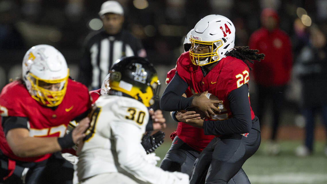 Mark your calendars: Early look at top local high school football games in 2026