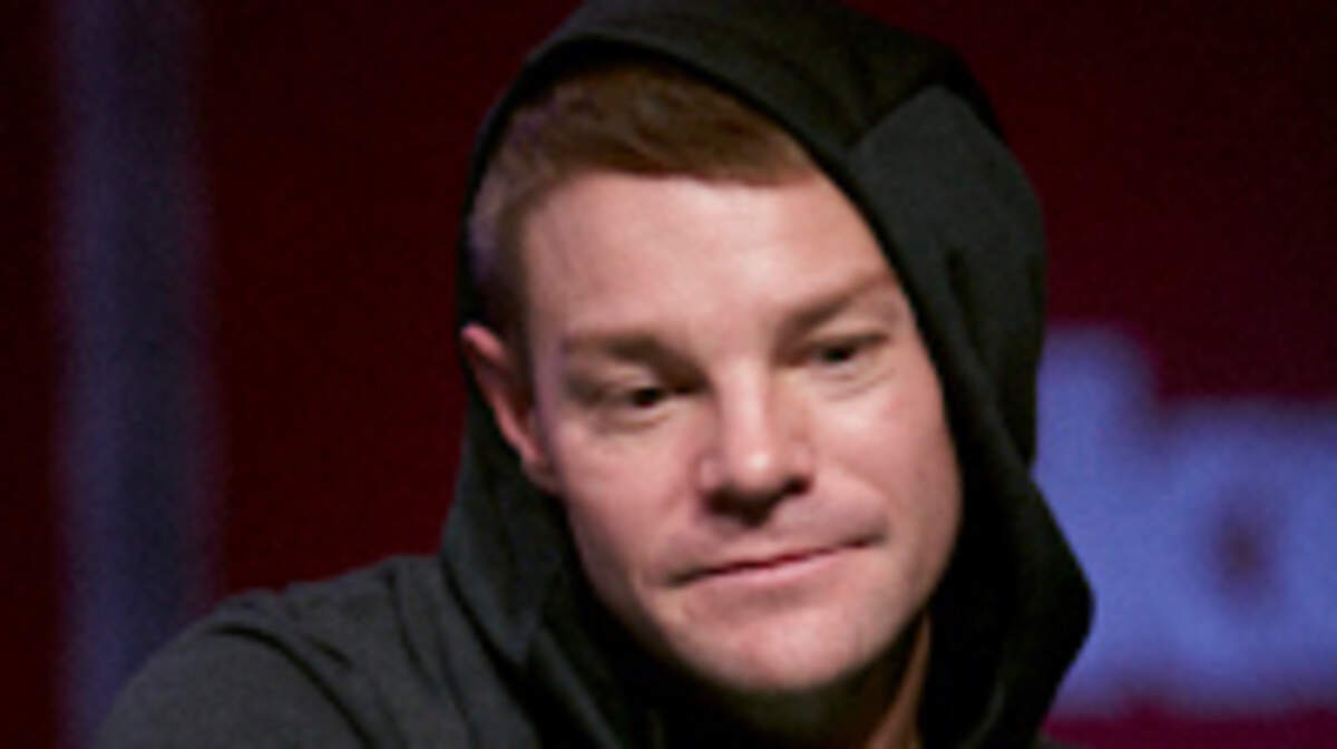 Tony Miles is in third place as he enters the final rounds of the World Series of Poker in Las Vegas.