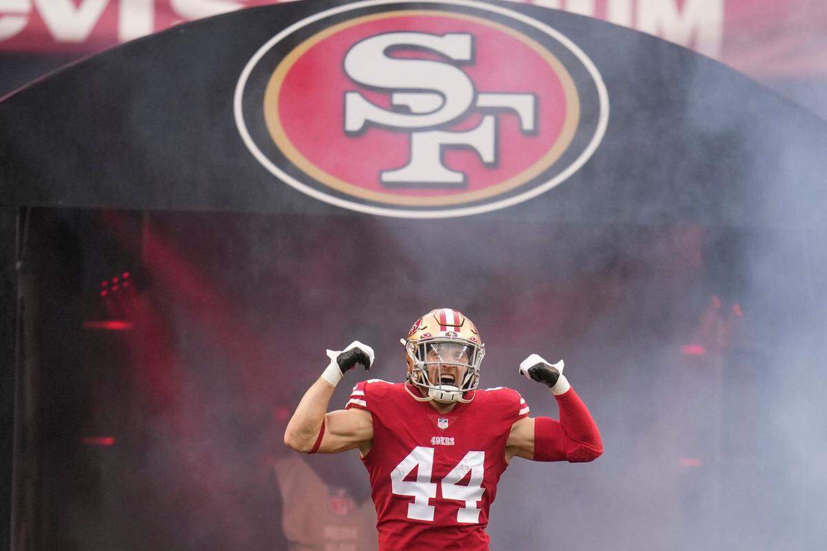 San Francisco 49ers fullback Kyle Juszczyk (44) is introduced before an NFL wild card playoff football game against the Seattle Seahawks in Santa Clara, Calif., Saturday, Jan. 14, 2023. (AP Photo/Godofredo A. Vásquez)
