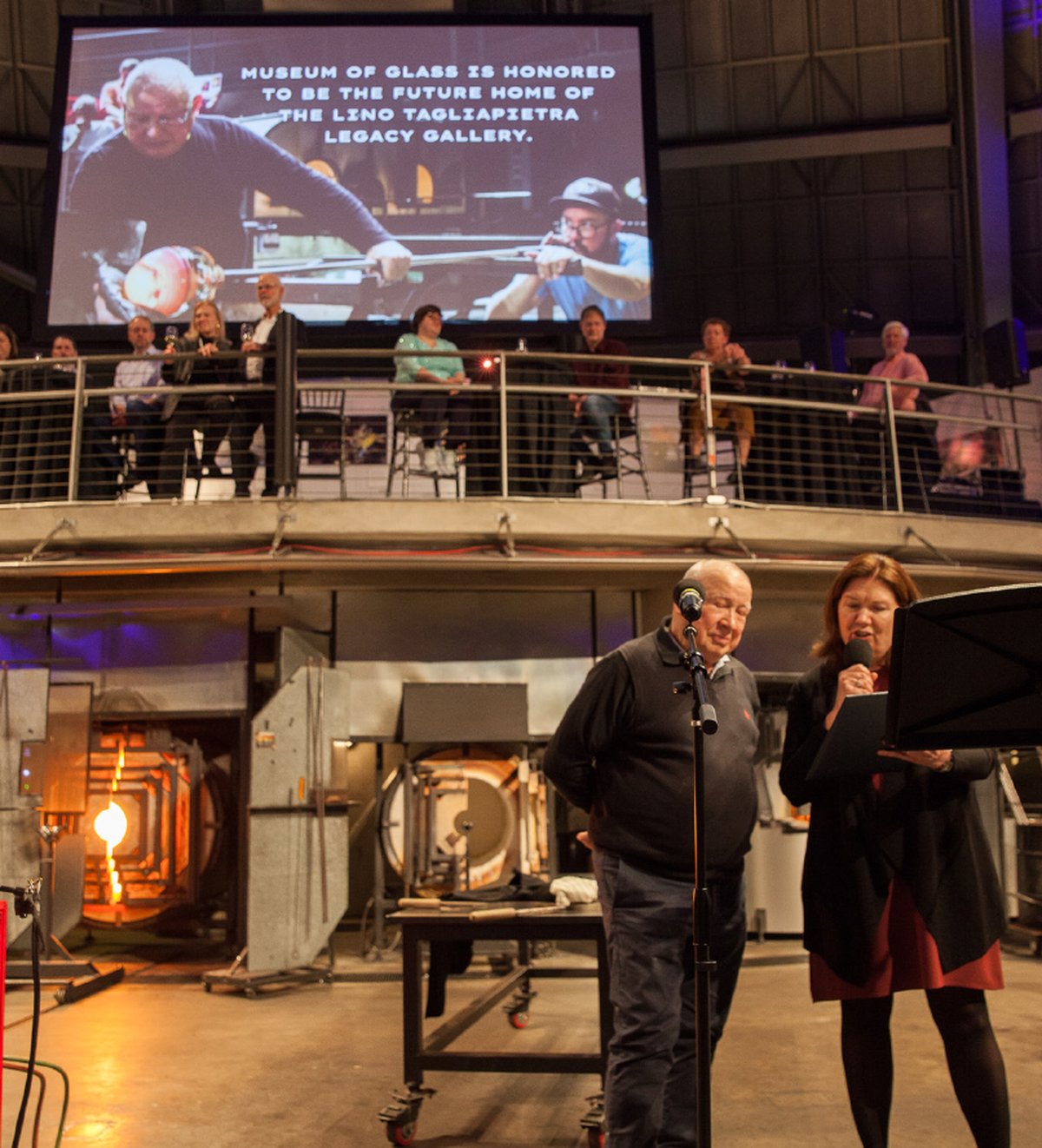 Lino Tagliapietra during a 2023 Museum of Glass celebration announcing dedicated space to his works.