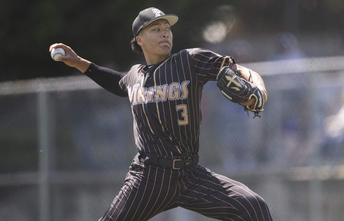 Puyallup’s Mason Pike (3) pitches against Moses Lake during the opening round of the 4A State tournament at Heritage Recreation Center, on Saturday, May 24, 2025, in Puyallup, Wash.
