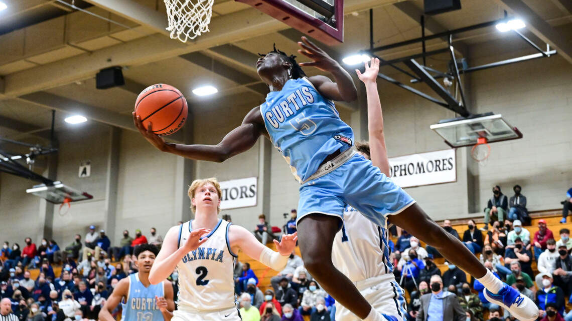 High school boys basketball roundup: Auburn leaves little doubt in their 3A District 3 Championship win