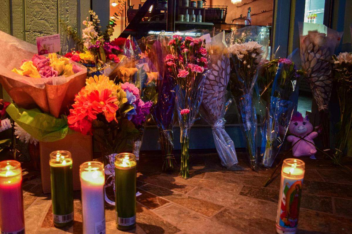 In the hours after Howdy Bagel shared the news of Carter’s death on Instagram, a memorial grew at the restaurant entrance, 5421 South Tacoma Way in Tacoma on Sunday, Jan. 7, 2024.
