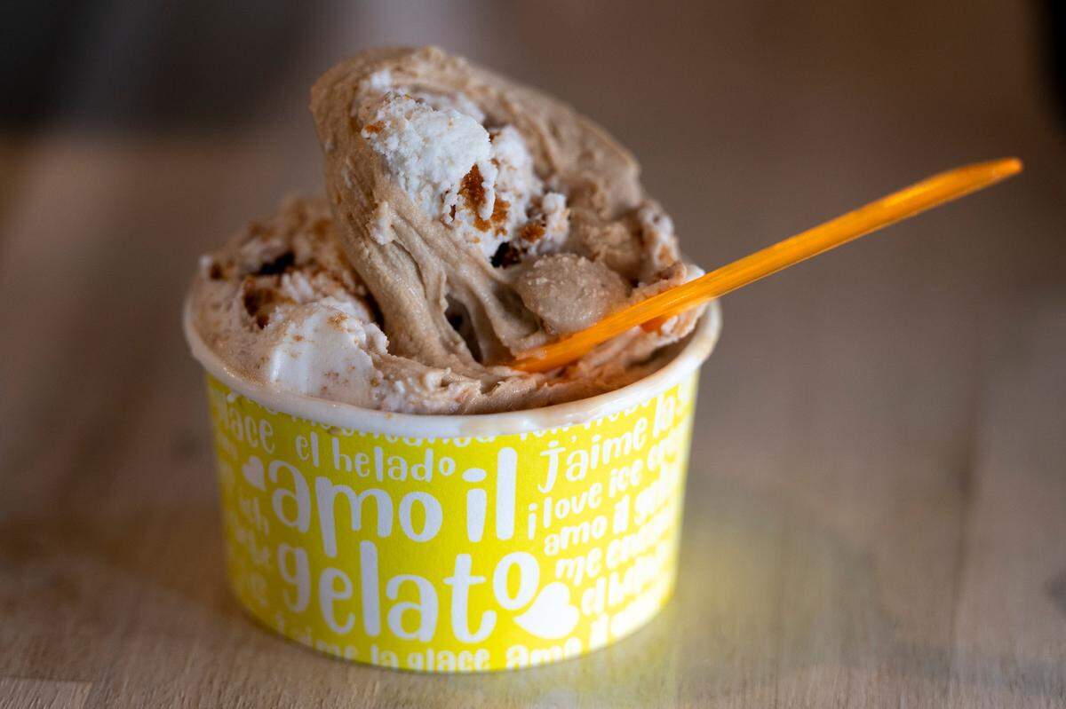 Tacoma is lucky to have the wonderful Medzo Gelato, here with a small cup of coffee and Biscoff cookie.