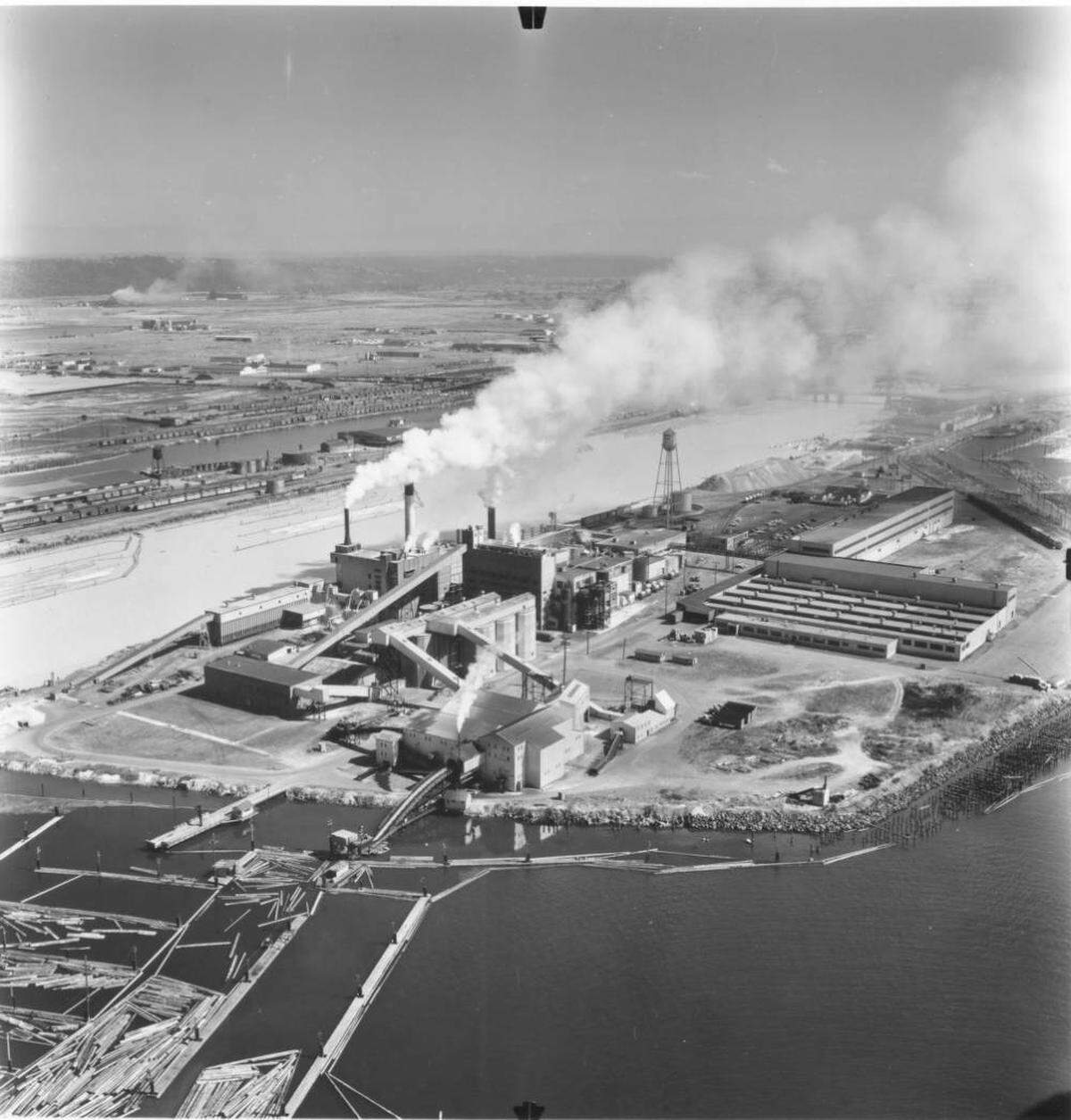 The St. Regis Paper Co. kraft pulp and paper mill and multiwall bag plant in Tacoma, seen in this image from 1959.