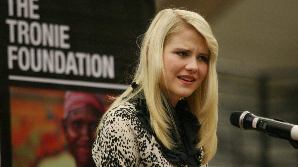 Speaking to a joint meeting of the Rotary Clubs of Thurston County in Lacey in 2013, Utah kidnap survivor Elizabeth Smart tells the harrowing and disturbing story her 9-month ordeal. Smart is scheduled to speak in Tacoma next month.