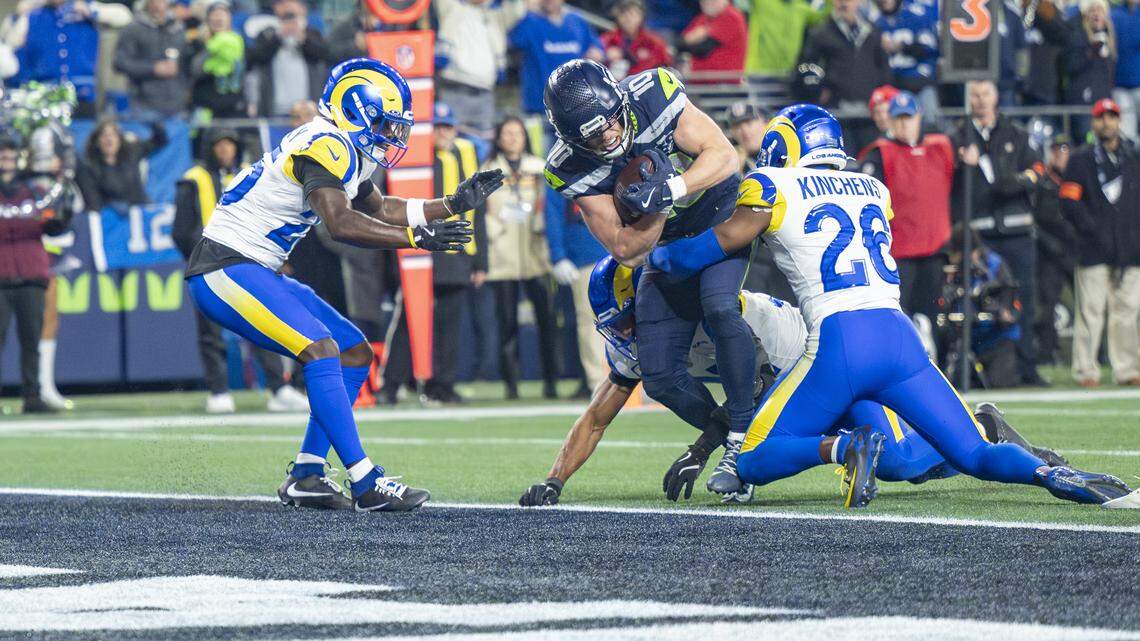 Ho-ho-ho? Reports of Seahawks playing two most intriguing games on unique dates
