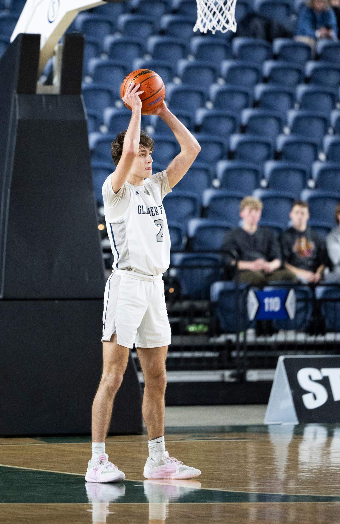 Glacier Peak’s Josiah Lee (2) holds the ball in the closing second of Glacier Peak’s come-from-behind victory over Camas during the first round of the Class 4A state tournament game at the Tacoma Dome, on Wednesday, Feb. 28, 2024, in Tacoma, Wash.