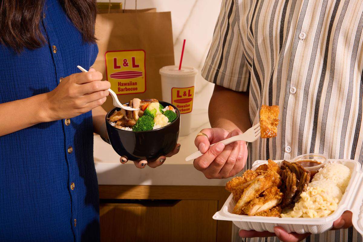 L&L Hawaiian Barbecue focuses on plate lunch, but also offers bowls with white rice, veggies and protein.