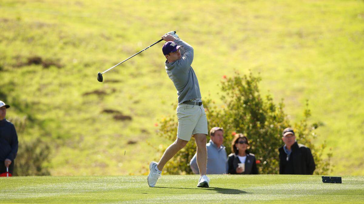 Washington Huskies golfer RJ Manke swings at the Southwestern Invitational in Thousand Oaks, Calif. in January.