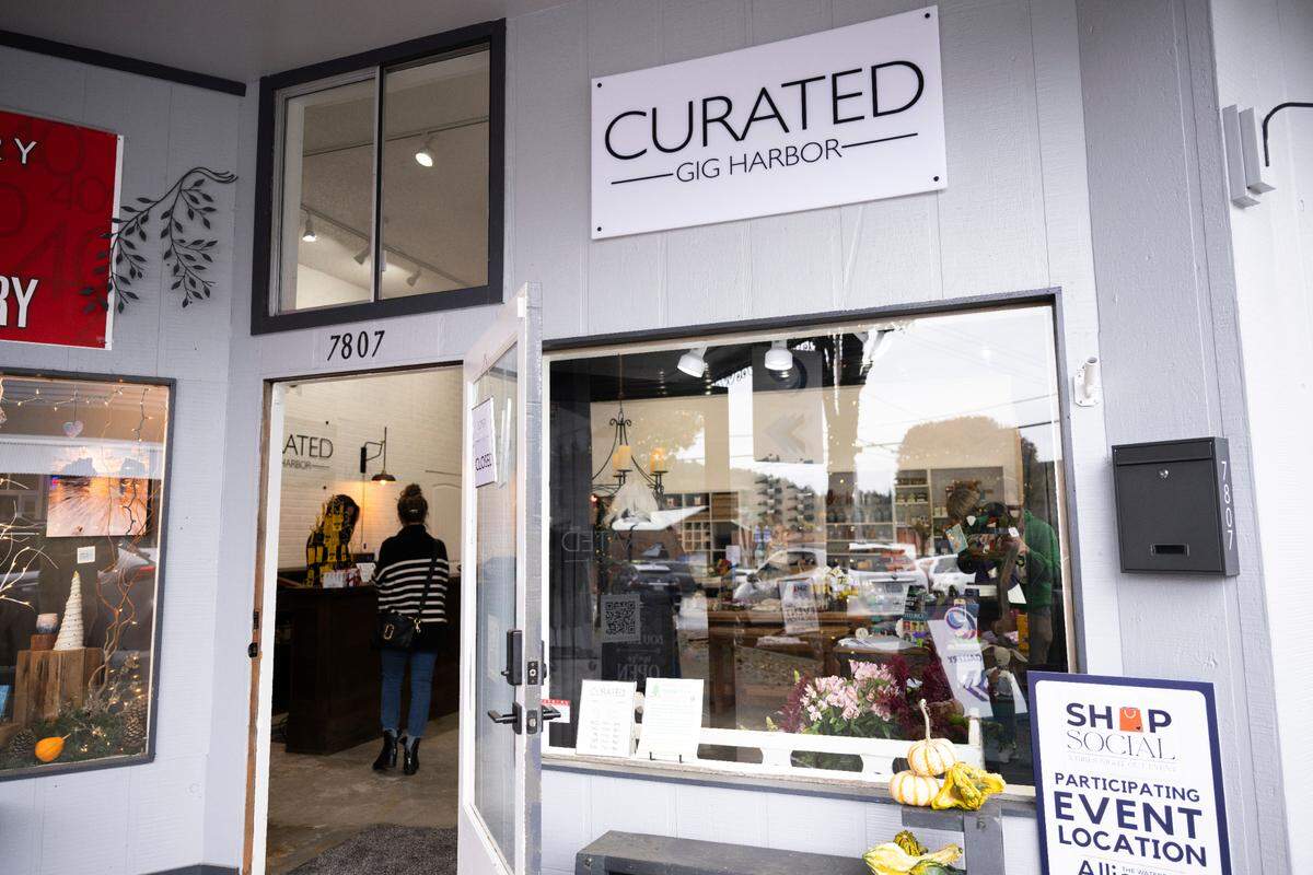 Curated opened in the former Arch & Starr location on Nov. 14 in Gig Harbor. It offers gifts and help curating them.