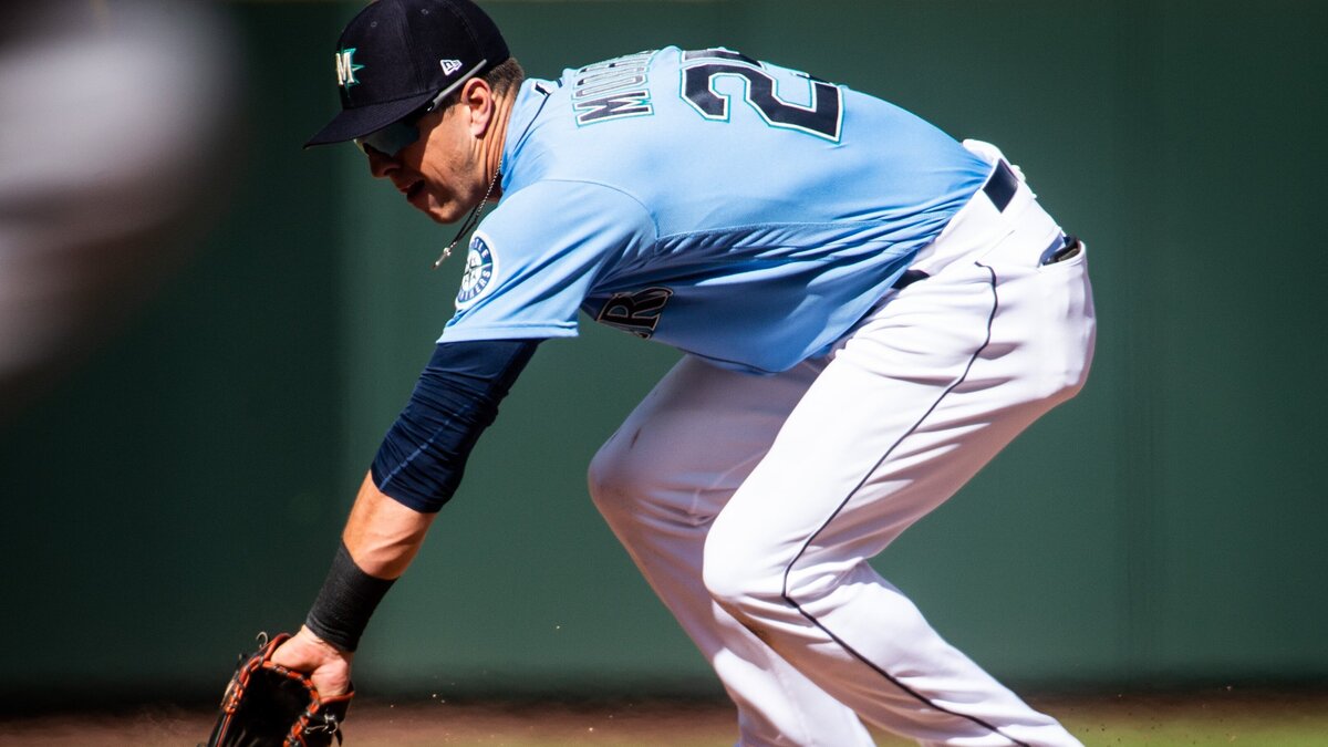 Mariners’ Dylan Moore fields a ground ball. The Seattle Mariners played the San Diego Padres in a exhibition baseball game at T-Mobile Park in Seattle, Wash., on Tuesday, March 26, 2019.