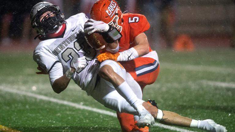 Spanaway Lake tops Lakes, 35-7, to finish undefeated season