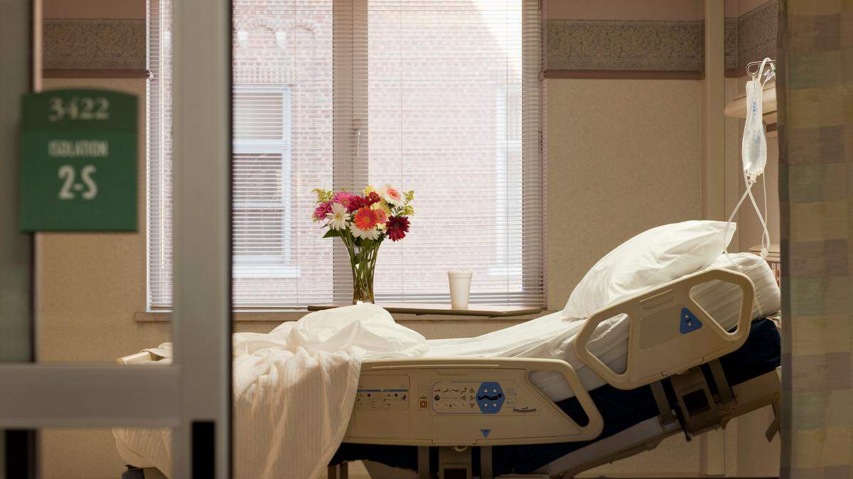 The CDC’s latest report found which states have the longest and shortest life expectancy, and how life expectancy data has changed due to the COVID-19 pandemic.