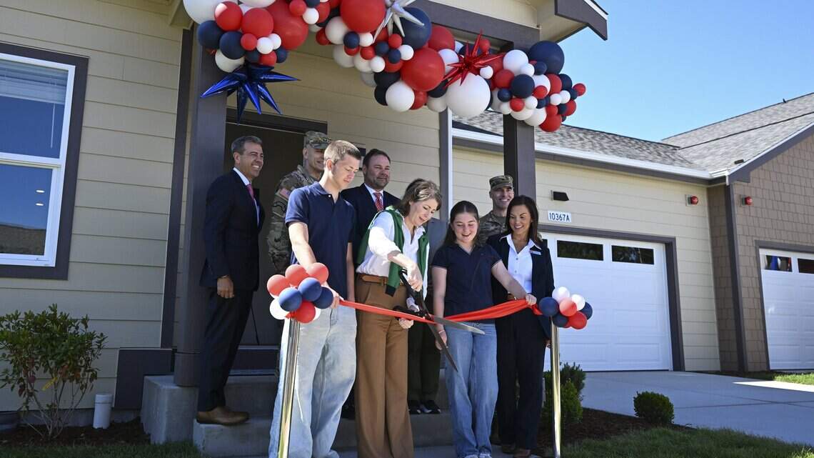 First homes in $130M development project open on JBLM