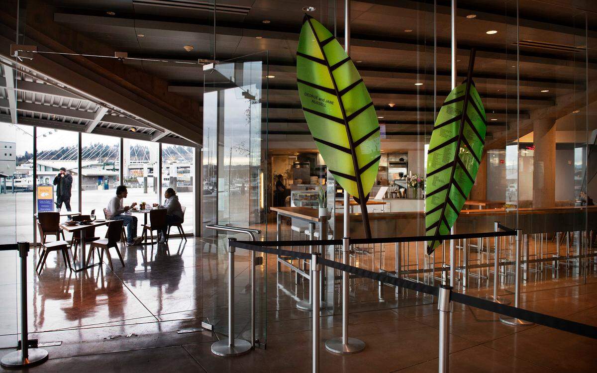 Jerome and Tupu Fetalaita of Shelton eat lunch in the new Incalmo restaurant adjacent to the Museum of Glass in downtown Tacoma, Washington, on Wednesday, Dec. 22, 2021.