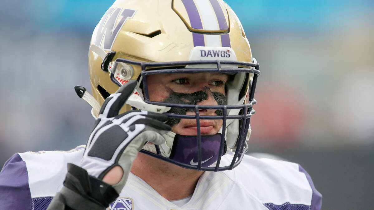 Washington tackle Trey Adams before an NCAA college football game, in Corvallis, Ore., Saturday, Sept. 30, 2017. (AP Photo/Timothy J. Gonzalez)