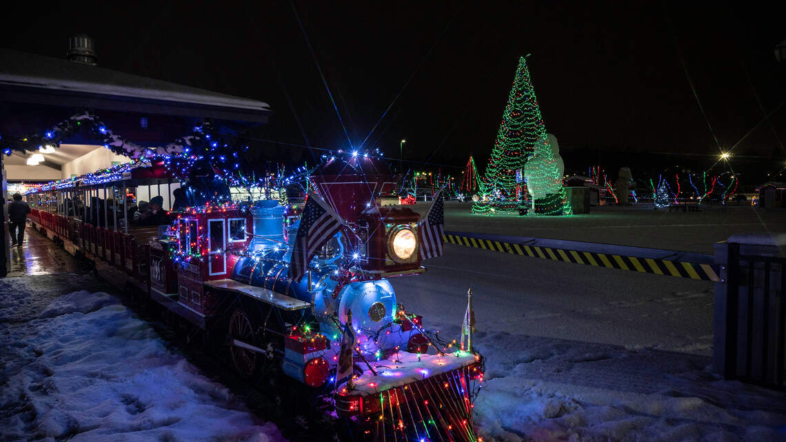 Puyallup’s Holiday Magic returns with Grinch night and free rides with admission