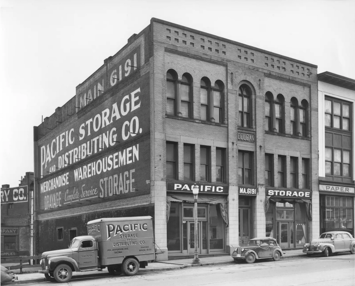 Pacific Storage & Transfer Co. in Tacoma, Washington. Photo taken on Jan. 21, 1947.