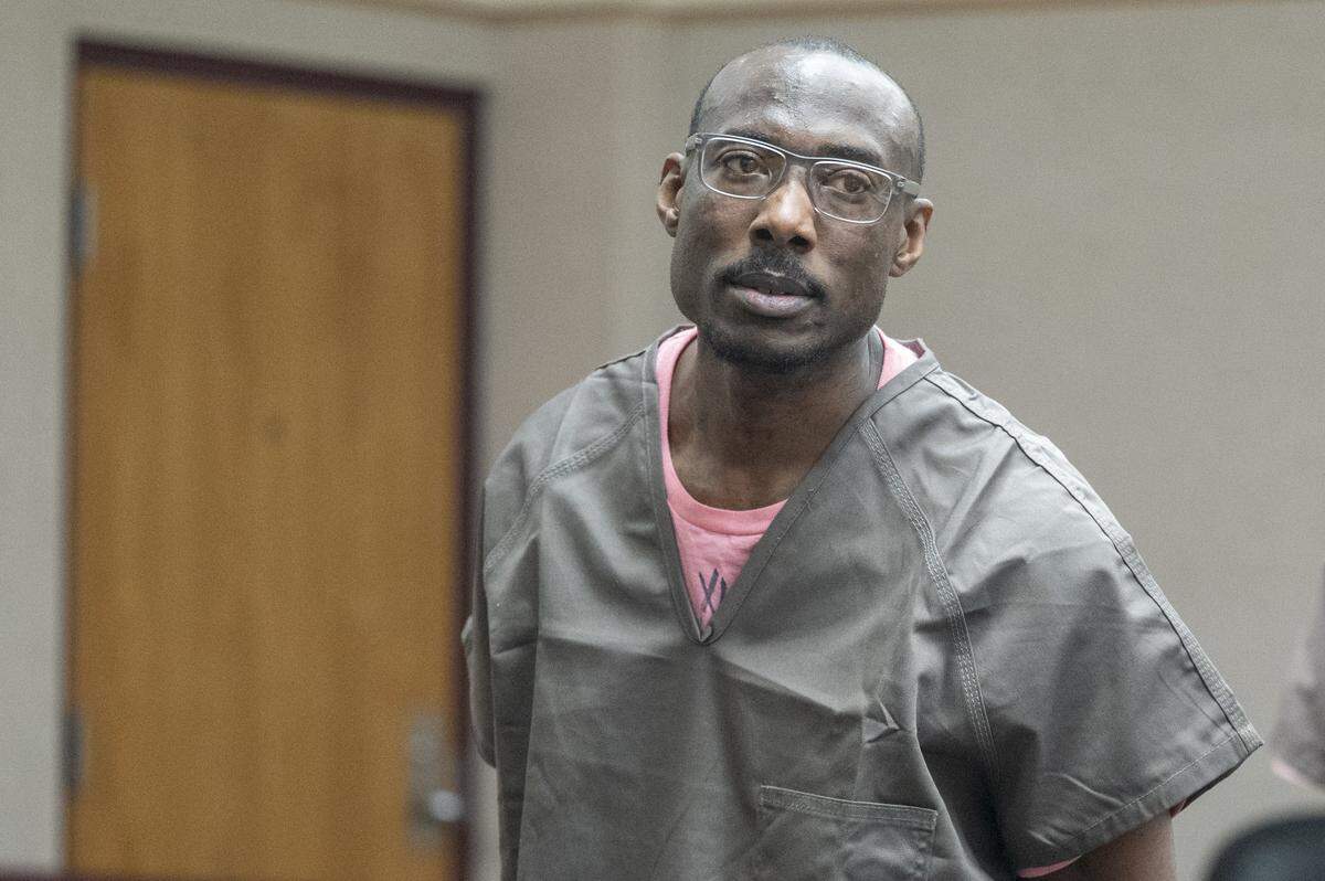 Jerrmell Warren enters the courtroom for his sentencing on Friday, Oct. 17, 2025, at Pierce County Superior Court in Tacoma, Wash. Warren was convicted by a jury in August of felony murder for killing 39-year-old Angelina Palmer outside a Spanaway gas station in May 2022.