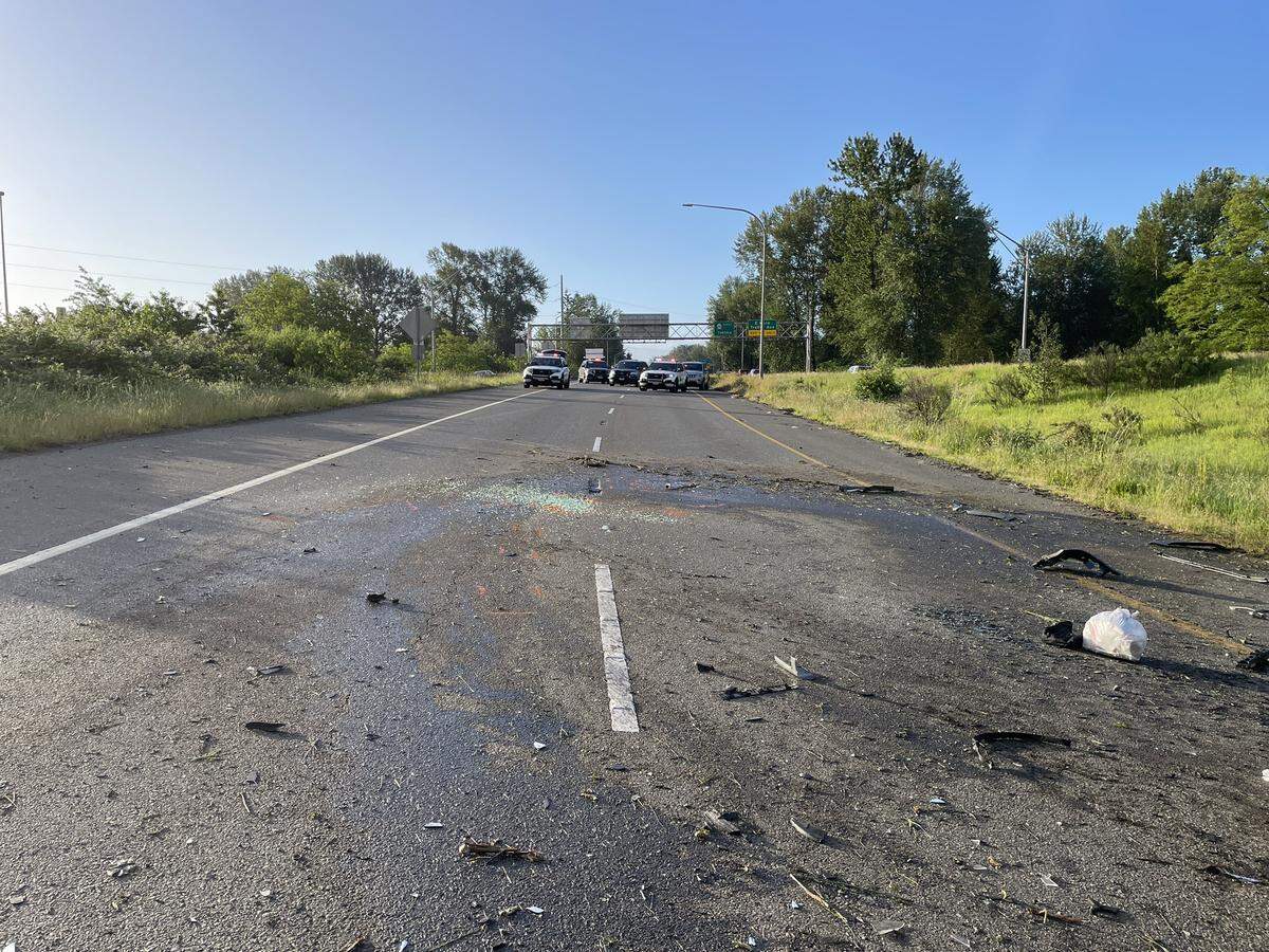 One person has died from a head-on crash early Wednesday morning in Sumner.
