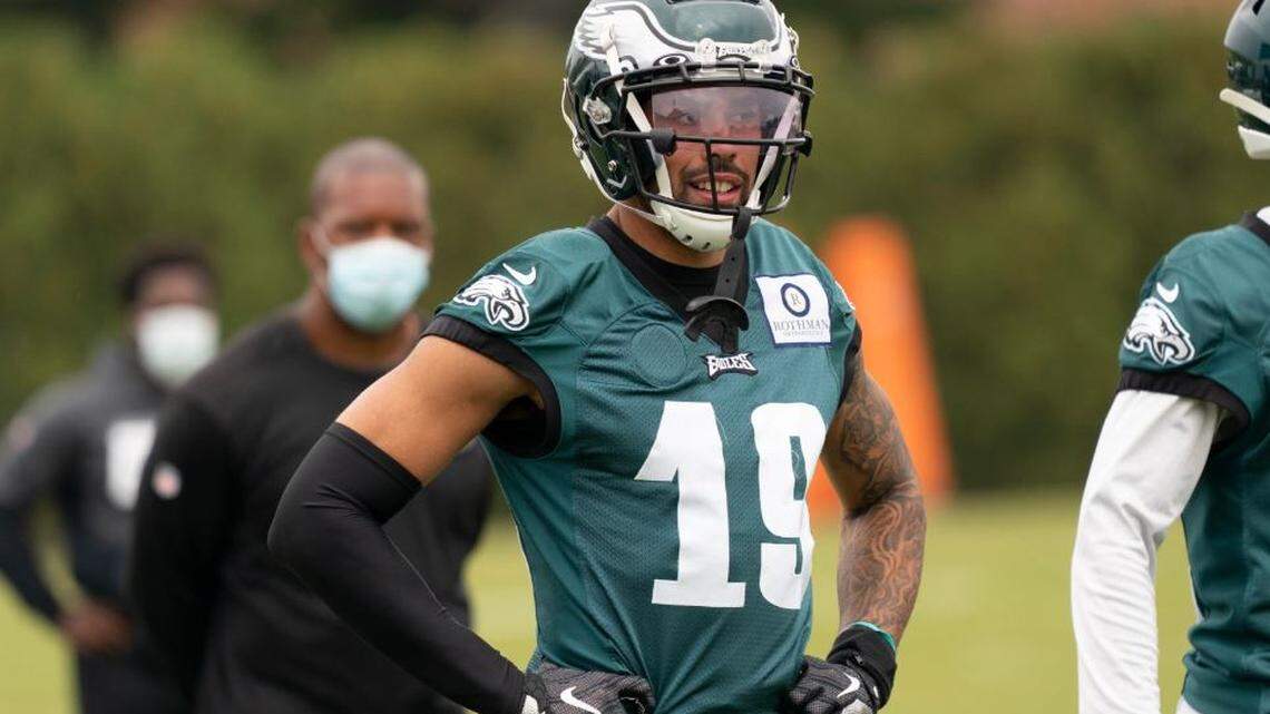 The Seahawks acquired receiver J.J. Arcega-Whiteside from the Eagles in a trade that sent backup defensive back Ugo Amadi to Philadelphia.