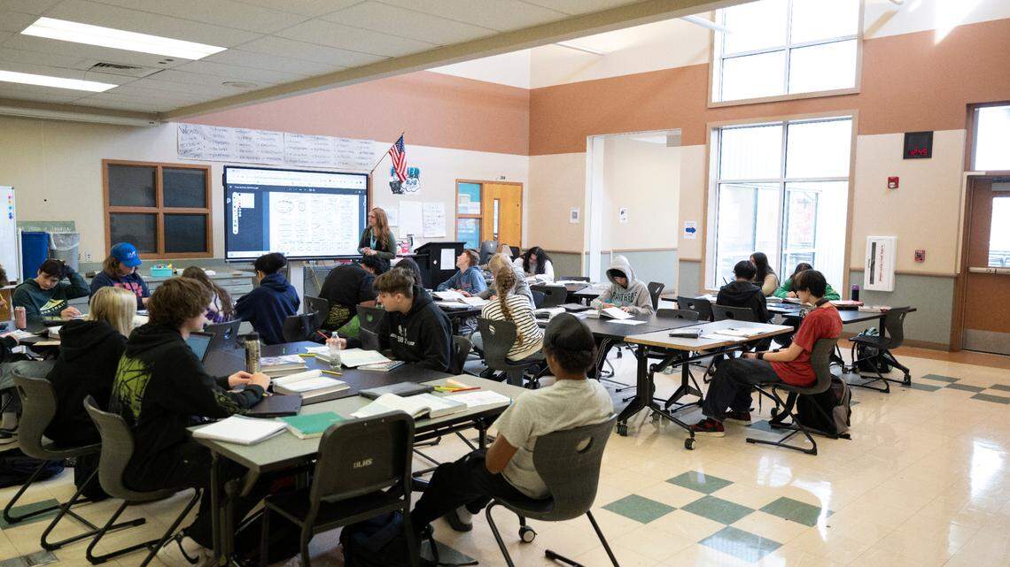 WA bill would require high school students to receive financial education before graduating