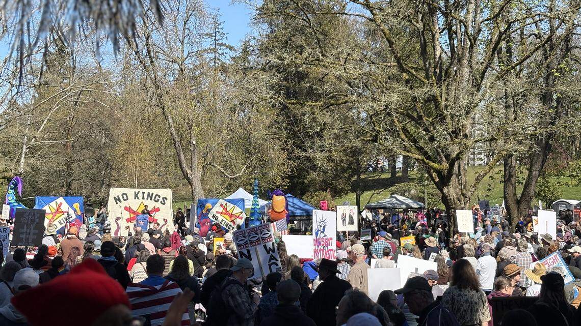 Thousands descend on Tacoma’s Wright Park for ‘No Kings’ rally