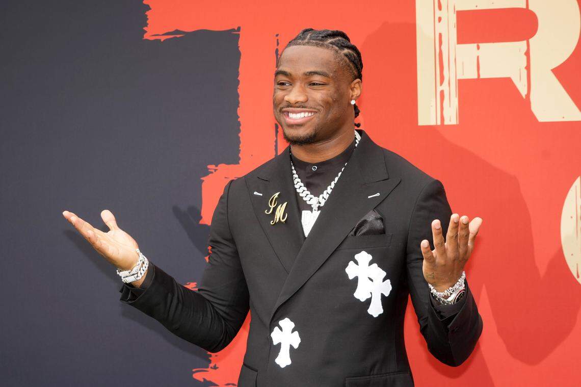 Apr 24, 2025; Green Bay, WI, USA; Alabama Crimson Tide quarterback Jalen Milroe on the red carpet before the 2025 NFL Draft at Lambeau Field. Mandatory Credit: Kirby Lee-Imagn Images