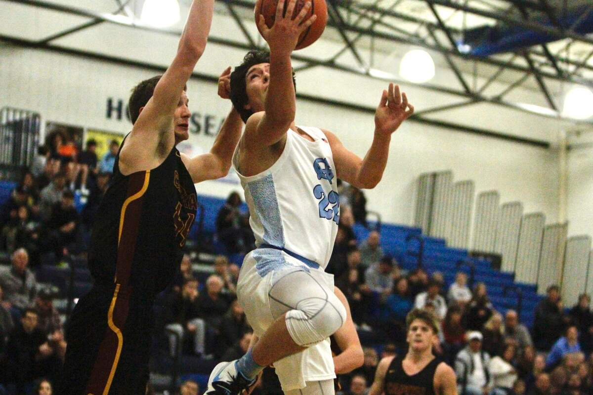 Gig Harbor’s Zach Toglia in a 3A SSC game against Capital on Wednesday, Jan. 8, 2019. The Tides beat the Cougars, 54-34.