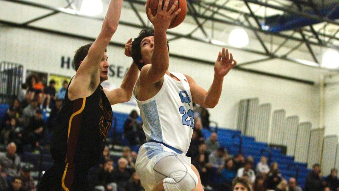 Junior Zach Toglia does it all for 3A SSC champion Tides