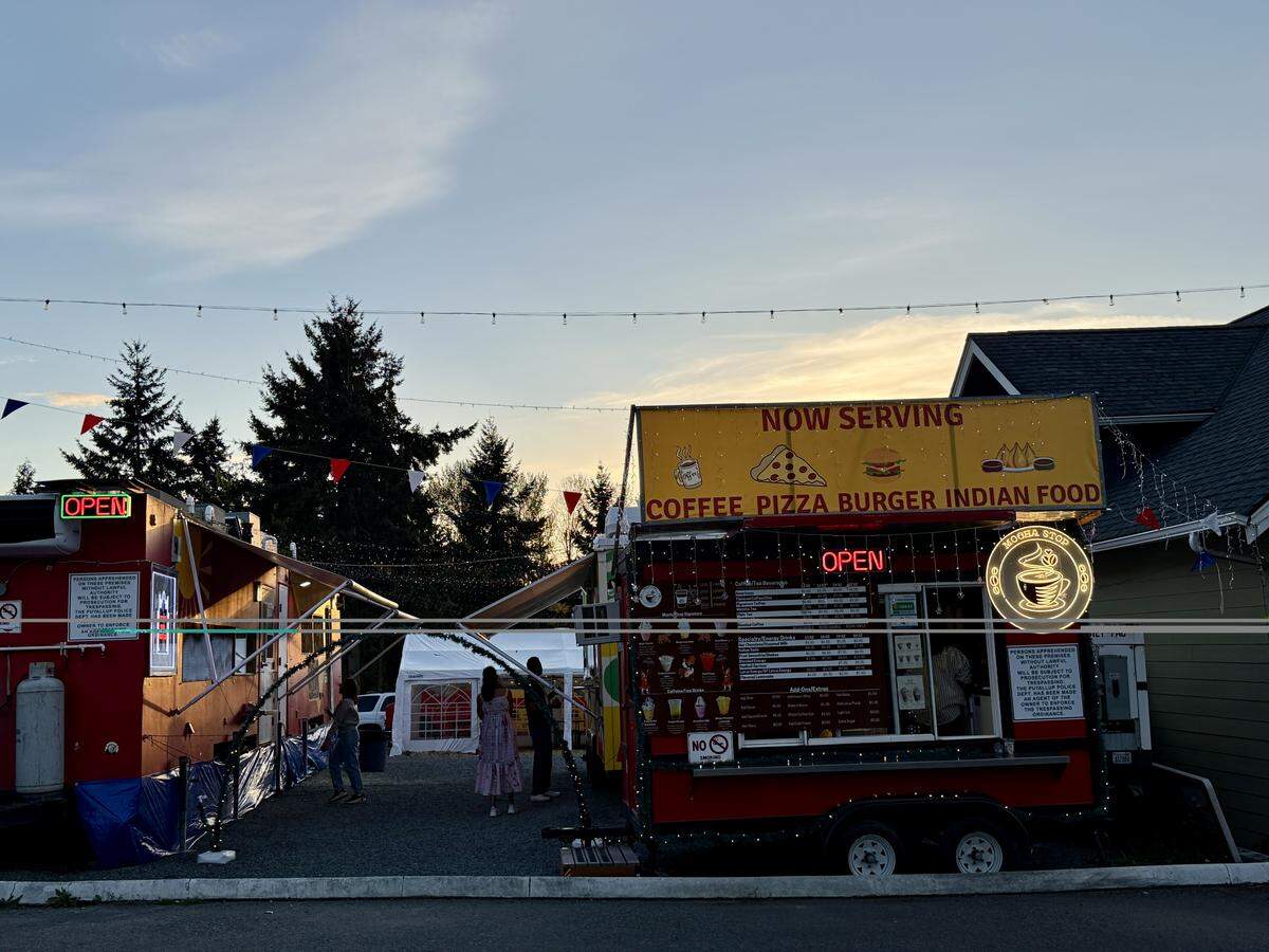The Pind Kohala Food Pod, 1824 S Meridian in Puyallup, hosts three food trucks: Little India, Backyard Pizza and Mocha Stop. Enjoy traditional Indian and fusion fare plus coffee for takeout or on-site under a tent in the back of the lot.