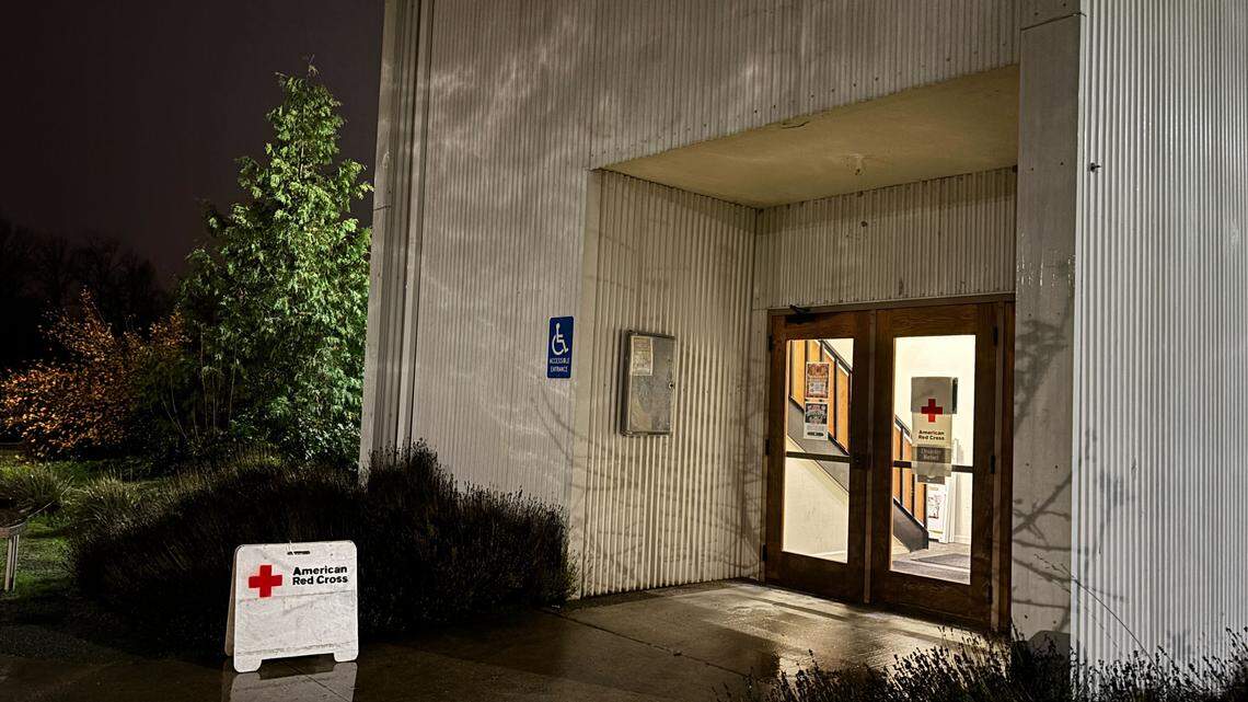 South Hill Red Cross shelter open for Pierce County flood evacuees