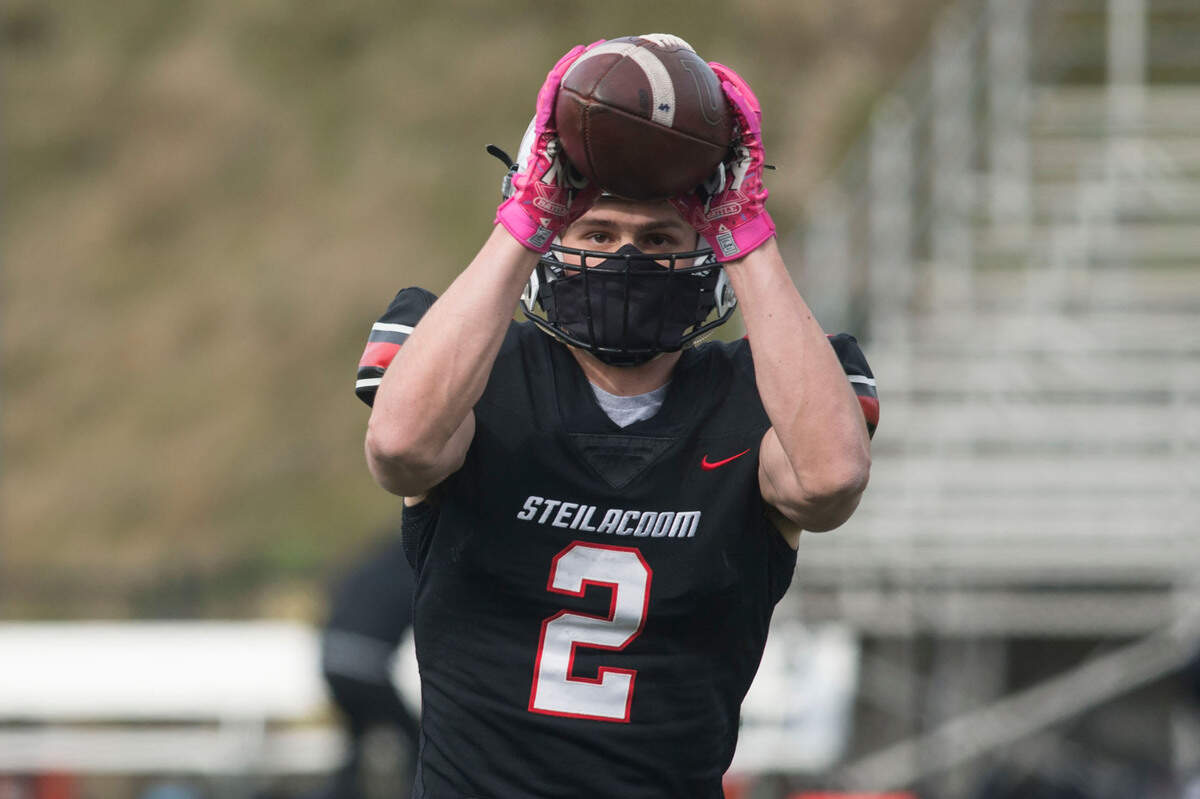 Steilacoom High School wide receiver Logan Brady warms up before a 2A SPSL game against Enumclaw on Saturday, Feb. 27, 2021 in Steilacoom, Wash.