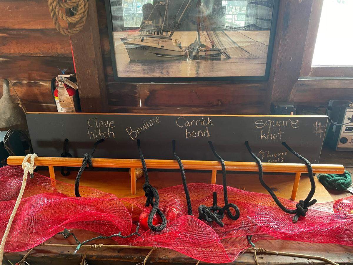 Inside the Skansie Brothers Netshed you can learn how to tie traditional knots the way fishermen did.