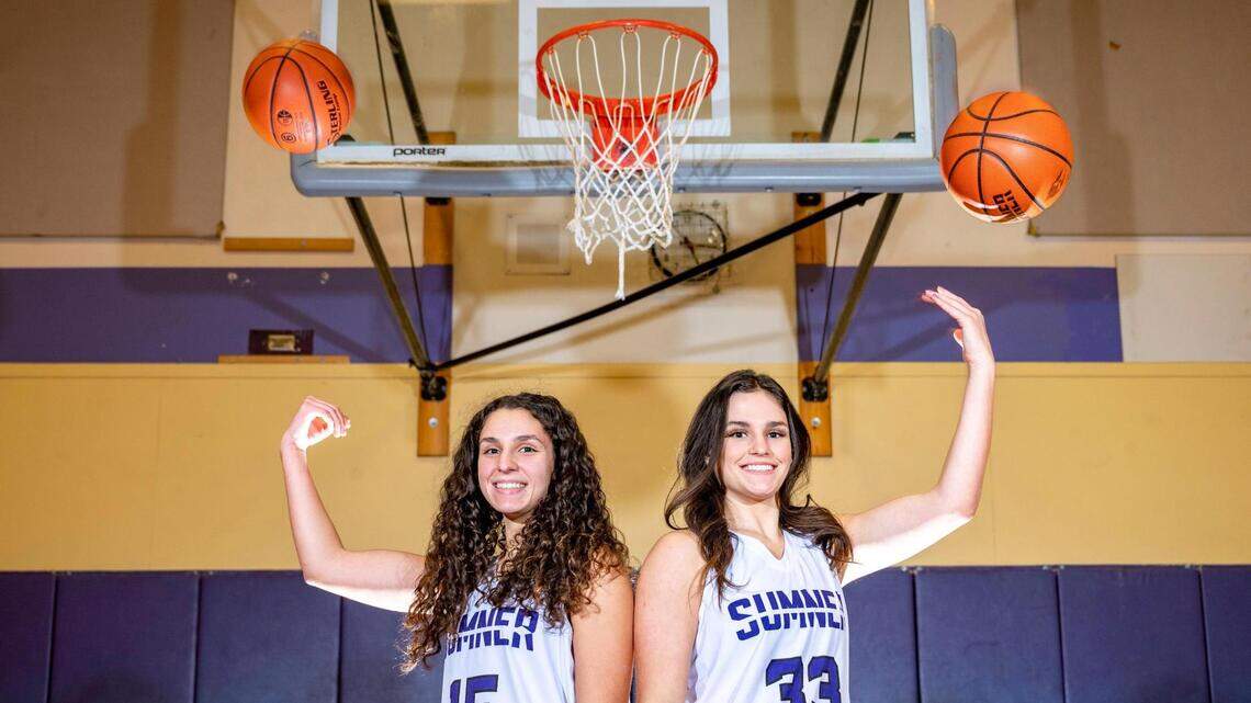 Amid a flurry of blowouts, Sumner aims for a title run behind Deaver twins: “they’re bought in”