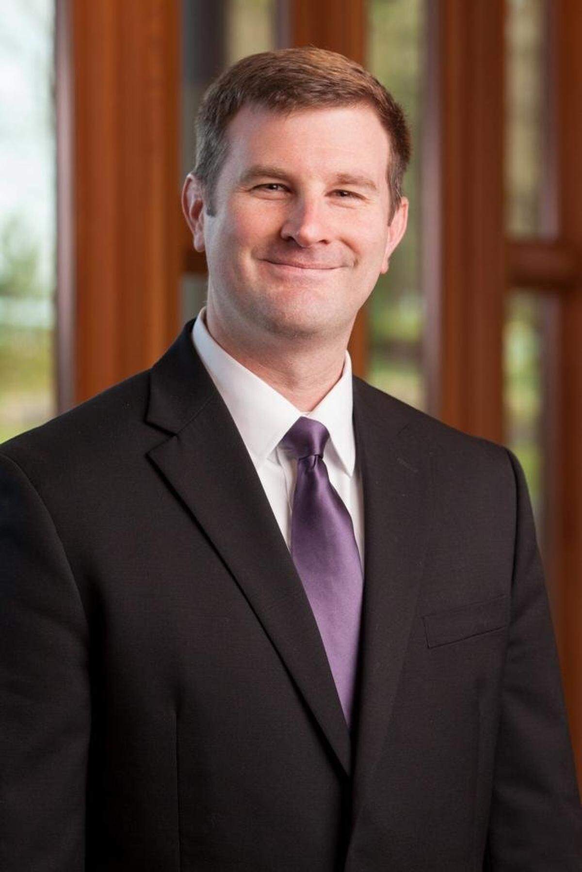 Tim  Lewis