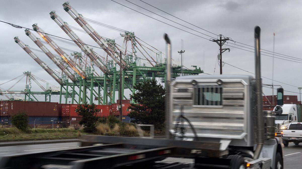 Import volumes at the ports of Tacoma and Seattle are up, probably helped by shippers trying to keep ahead of new tariffs, but the challenge of getting cargo to and from vessels could eventually put them at a competitive disadvantage.