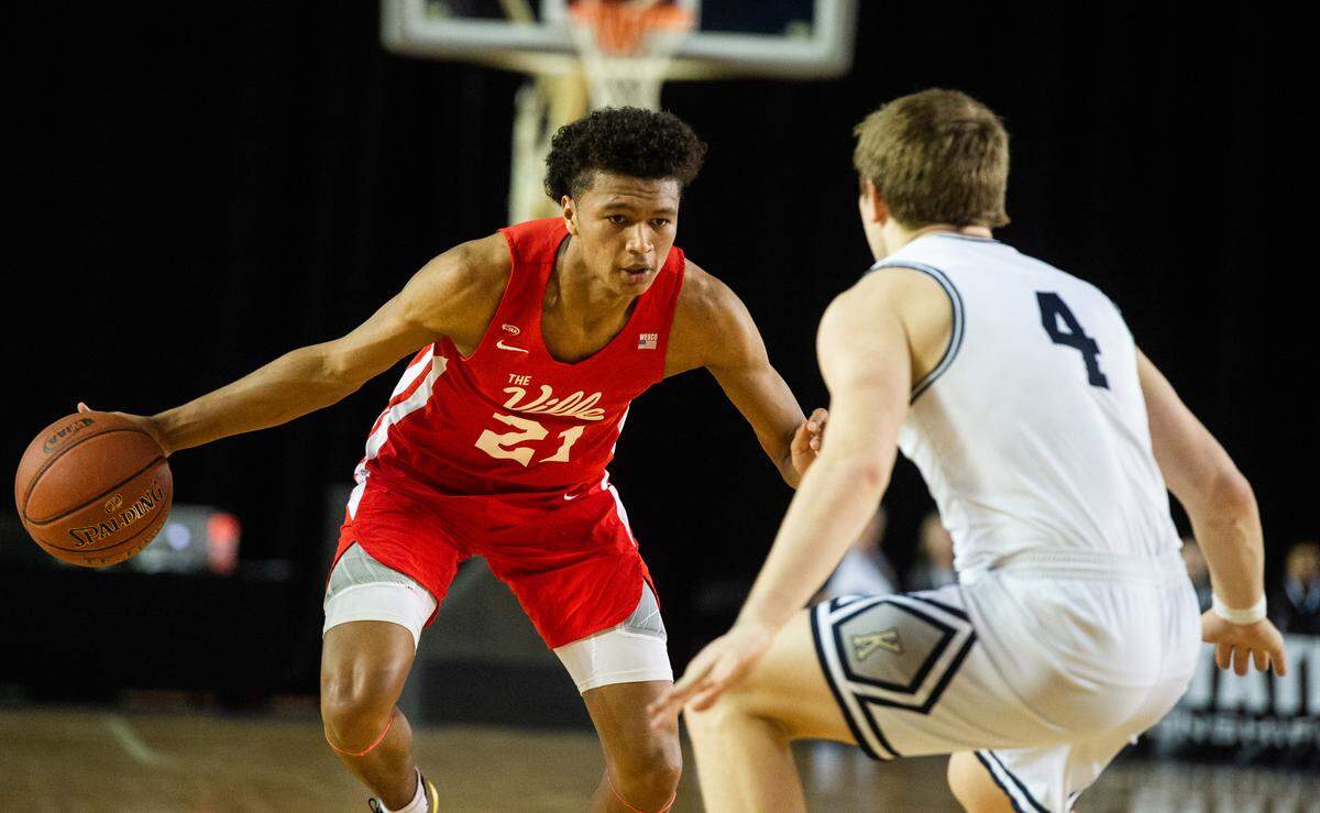 Marysville Pilchuck’s RaQuan Battle drives to the hoop in the first quarter. Marysville Pilchuck played Kelso in the 3A 4th/6th place consolation game at the Hardwood Classic State Basketball Tournament at the Tacoma Dome in Tacoma, Wash., on Saturday, March 2, 2019.