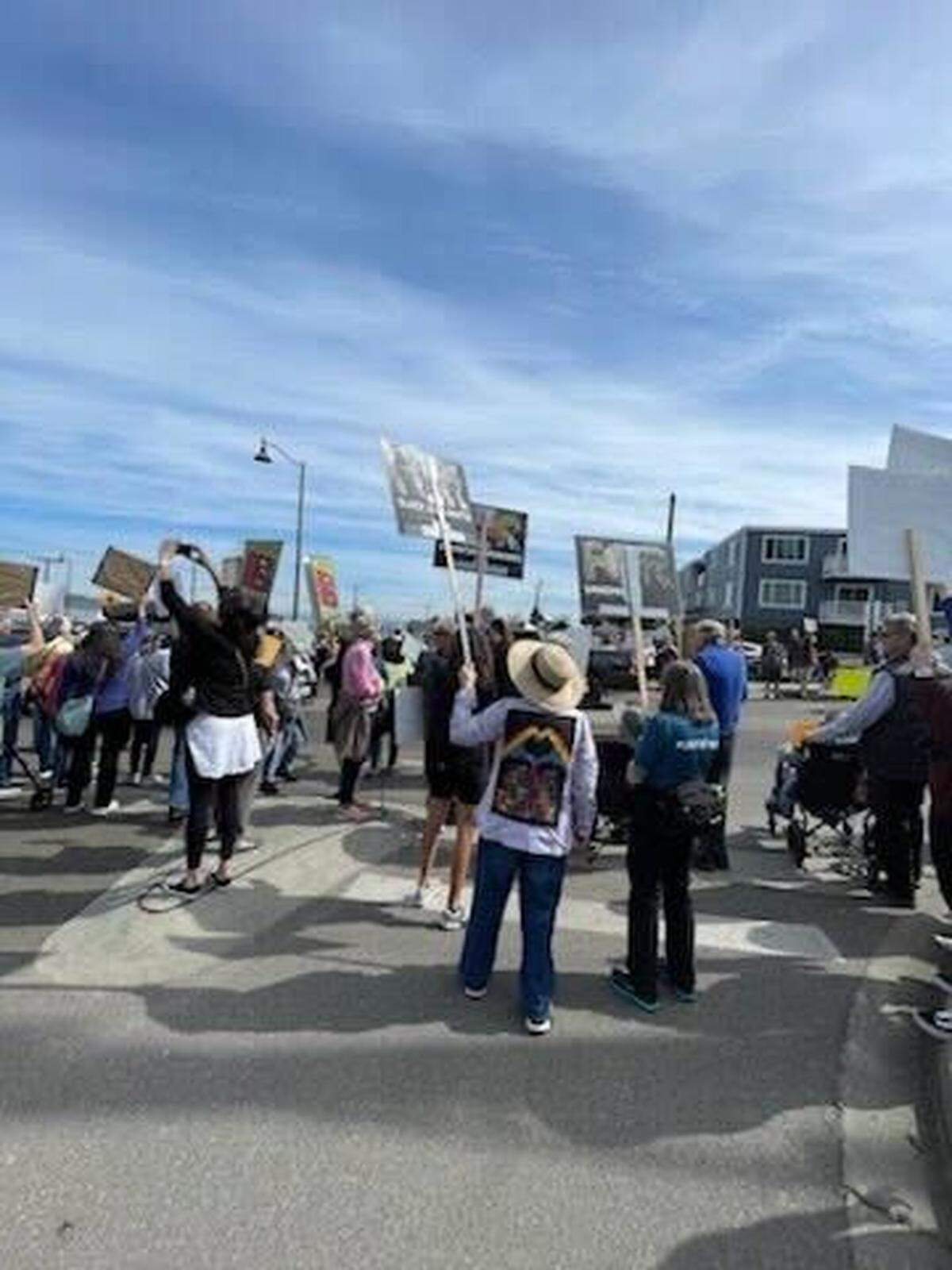 Hundreds came to Point Defiance in Tacoma from 12-3 p.m. on Saturday, April 5, 2025 to protest decisions led by President Trump and Elon Musk, joining a wave of “Hands Off” protests across the country.