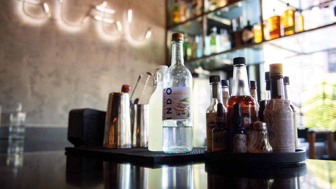Sorry, but COVID-19 means you can’t sit at the bar for a while in Washington state