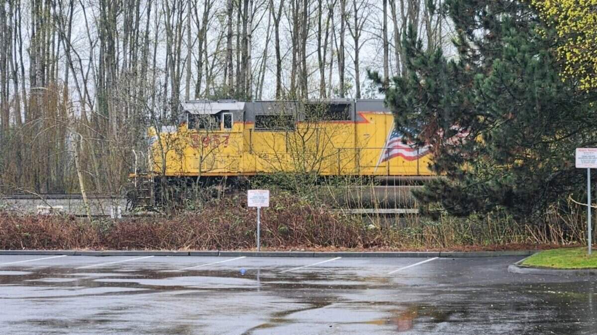 Officers with the Fife Police Department were dispatched April 9 to reports of a bomb threat left in the engineers compartment of a solo locomotive stalled behind a strip mall. 