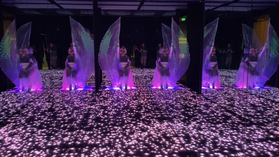 It’s a wonder: New museum on Seattle waterfront merges tech with art