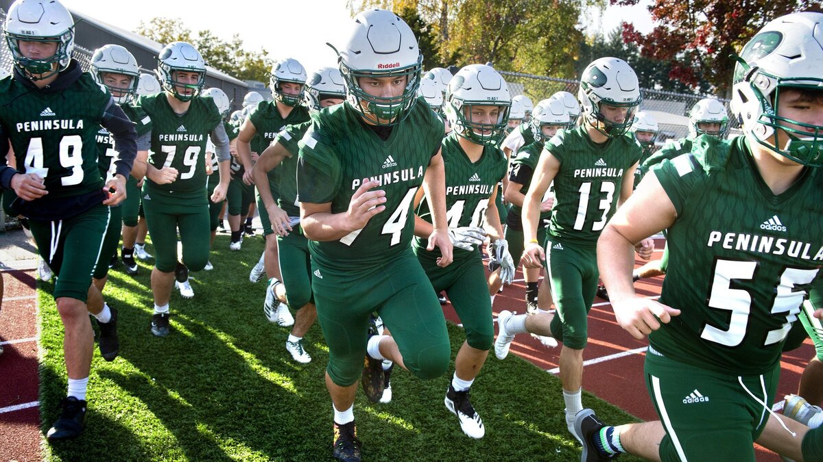 Peninsula junior lineman Mason Hyde (74) returns to the Seahawks after missing the start of the season with an injury. He is shown during football practice at Peninsula High School in Gig Harbor on Thursday, Oct. 18, 2018.